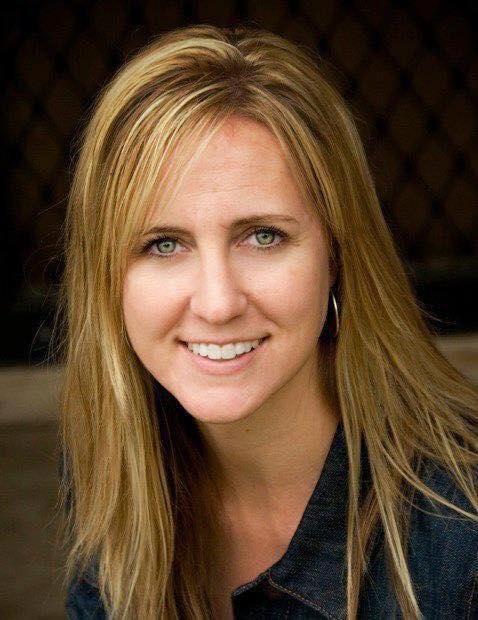 Happy Birthday to Lyndi Smith-Graham! It’s June 17th in Australia. Have a fantastic special day young lady. Love and miss you and the family. 🎉🎈🎊🎁🎉🎂🎊🎁🎉🎈🎊