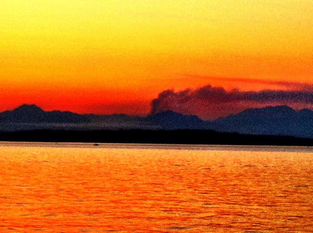 Fire in the Olympics as seen from Alki!