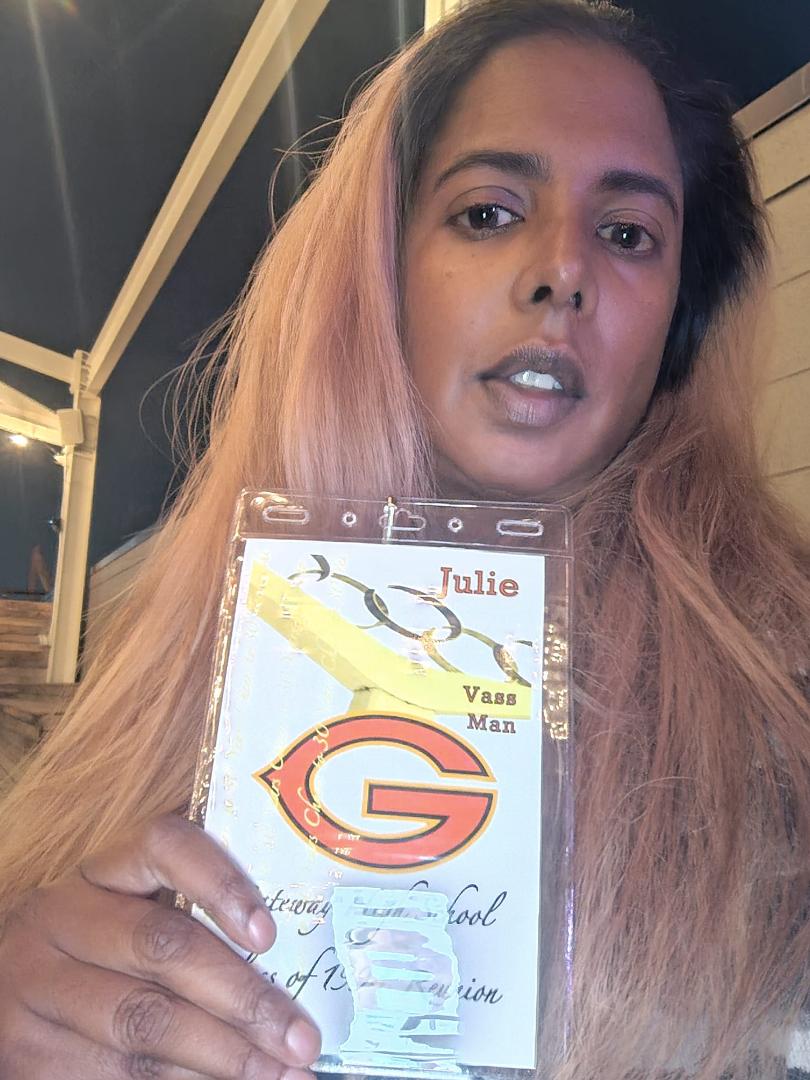 Julie Vass' album, Mobile uploads