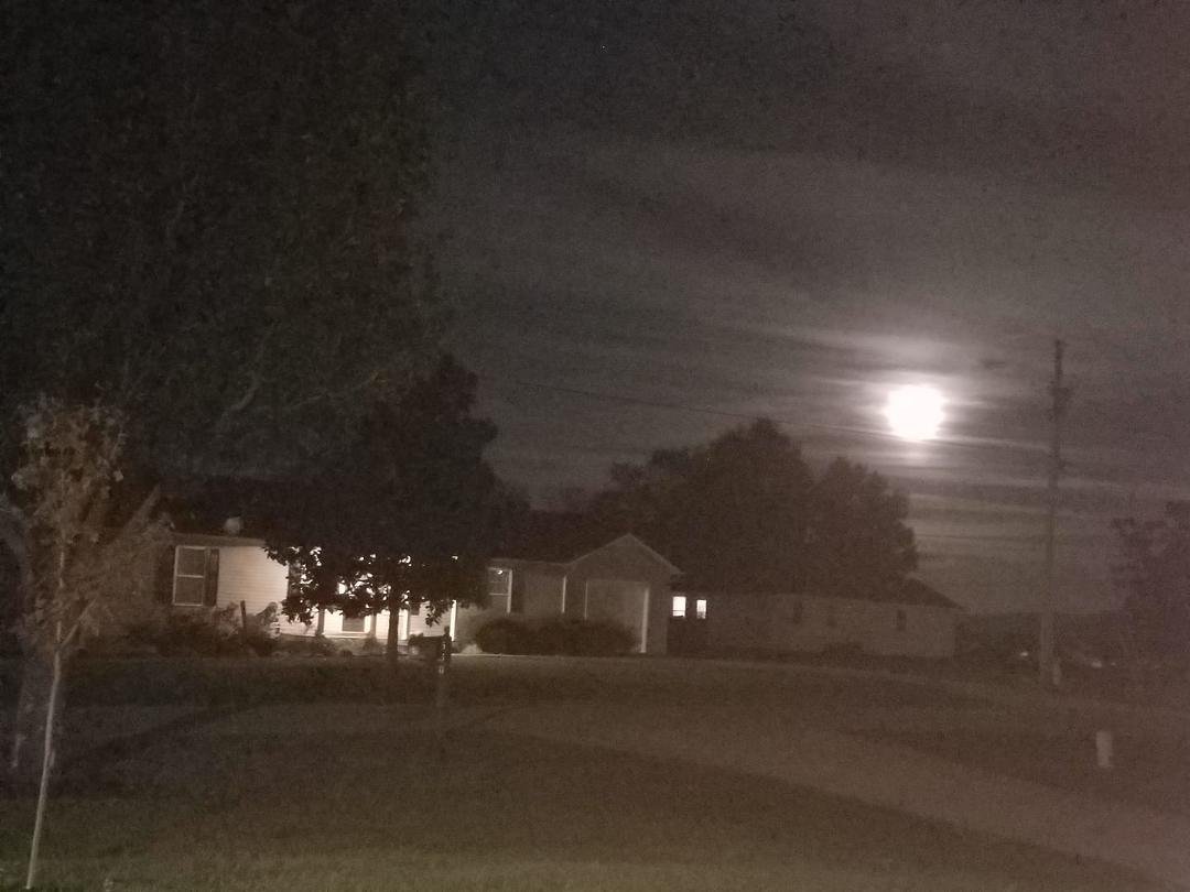 Nice Halloween moon here in Sparta, TN