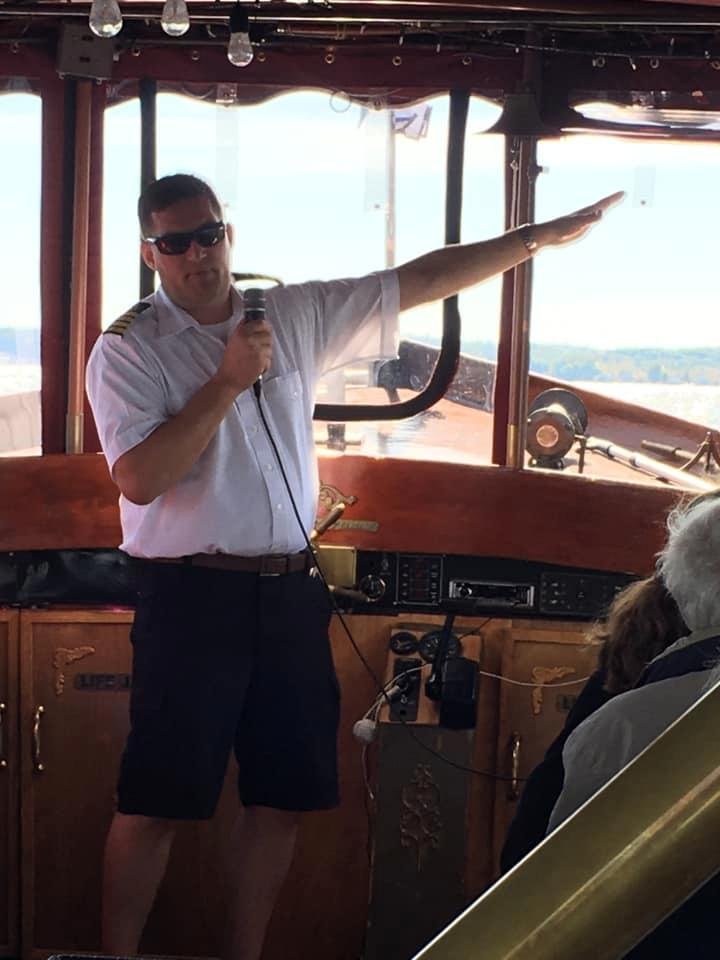 Started the day off with a tour of Grant’s cottage. Then onto a cruise around Lake Saratoga —ended the day visiting 54 llamas. The llama’s ages ranged from 24 years old to one week old