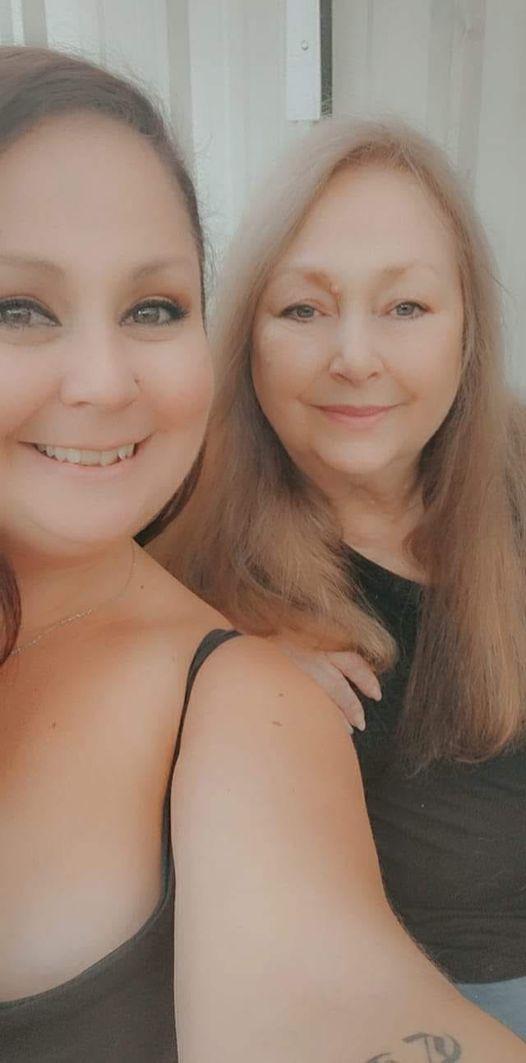 Happy Daughter's Day to my Beautiful Baby Girl, Rache <3