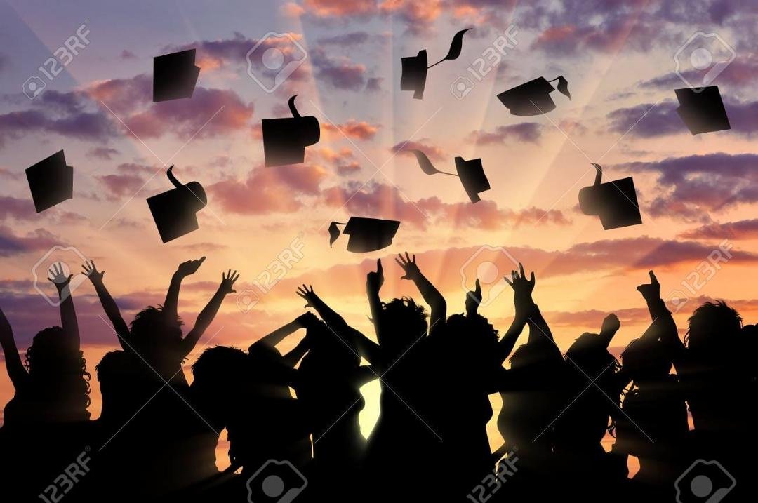 QUIERO FELICITAR A TODOS LOS HIJOS DE MIS ALUMNOS EN AGUAS BUENAS EN SU GRADUACIÓN. QUE DIOS LES SIGUE BENDICIENDO CADA DÍA PORQUE HAY CAMINOS A SEGUIR Y METAS A LOGRAR.
MUCHAS FELICIDADES A CADA UNO DE USTEDES Y QUE DIOS L