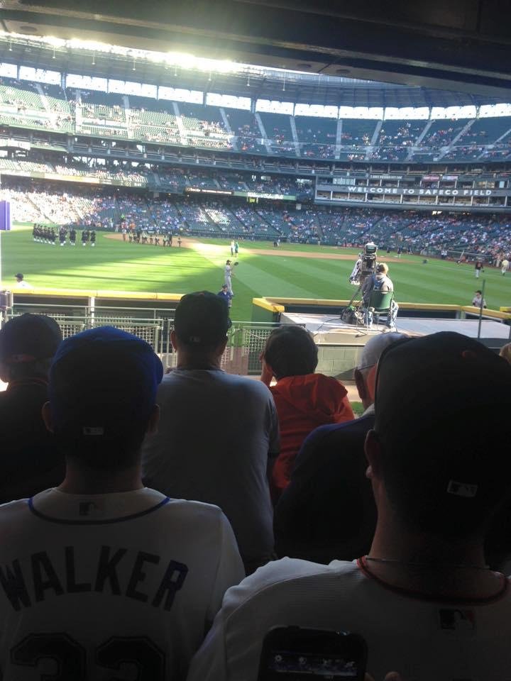 Madison Bumgarner tossing ball around before he warms up in bullpen
