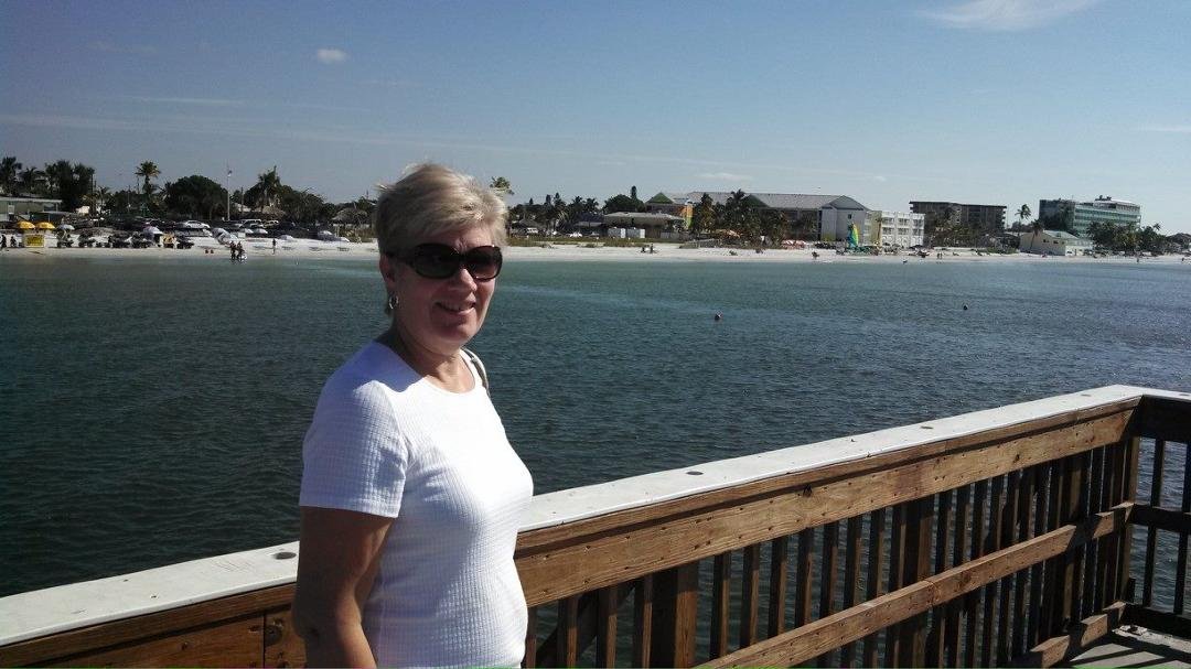 my view of the beach!!!!!!!