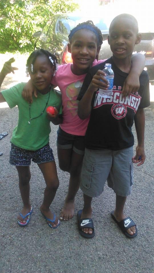 Thanks to my daughter and 3 babies showing up made  my   weekend good.