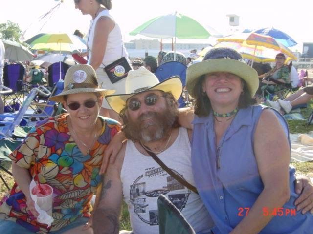 My 2 dear friends,that again we will hit the Jazz Fest this year.