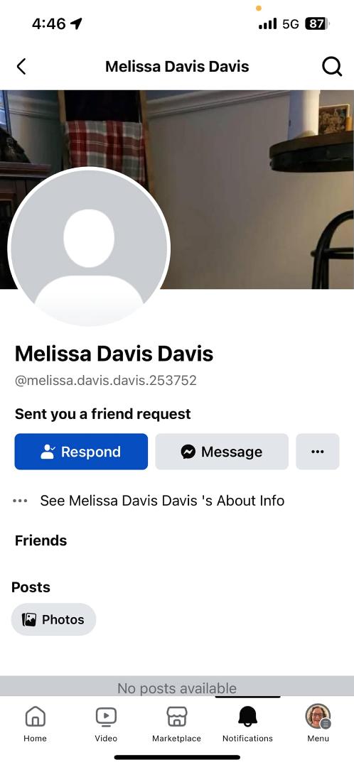 Melissa Davis
I think you’ve been hacked ?