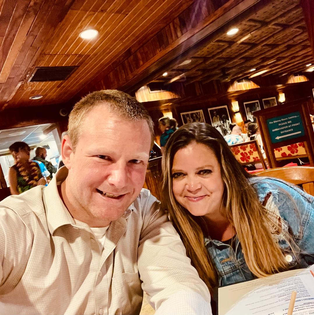 Looking for snacks with my sweet bride. Found snacks here. One nice perk of getting snacks with KC Lynn is she allows me to eat 5/6 Coconut Shrimp.
Yes, I make a point to her call my bride to annoy people. #AnnoyingAF #lo