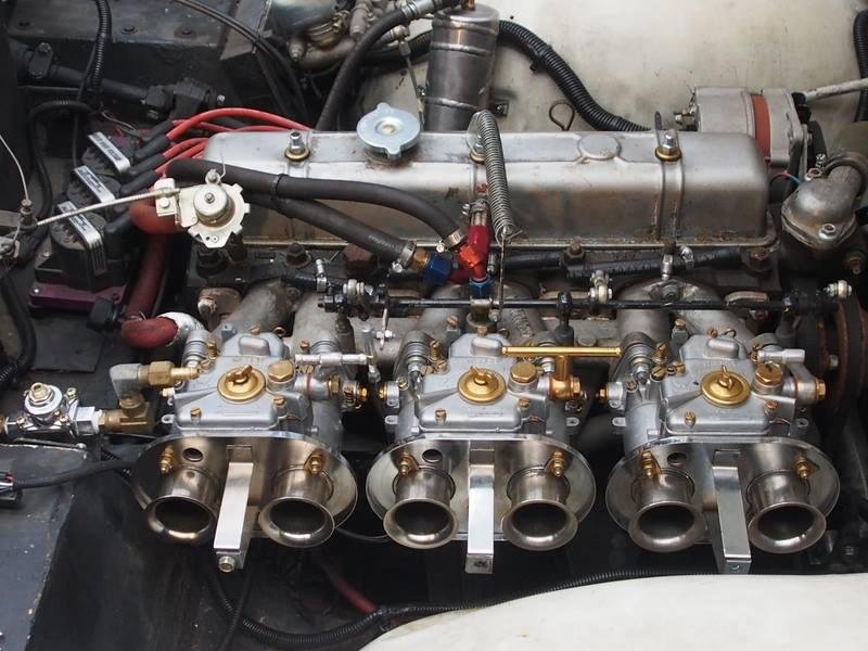 Nice weather means it's time to start working on the Triumph again.....