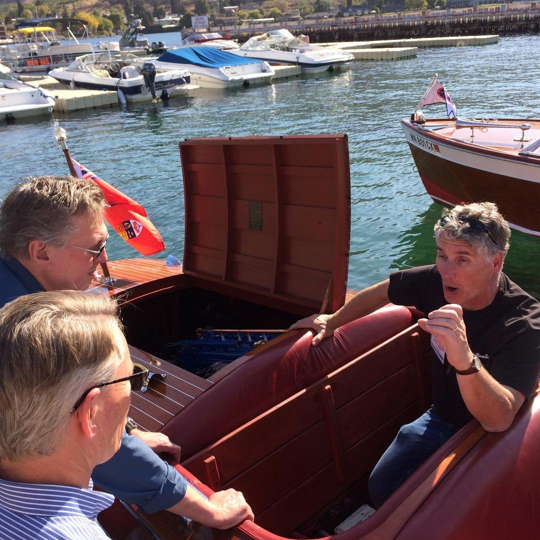 Pat and Don getting the low down on the boat from Steve! At lake chelan!