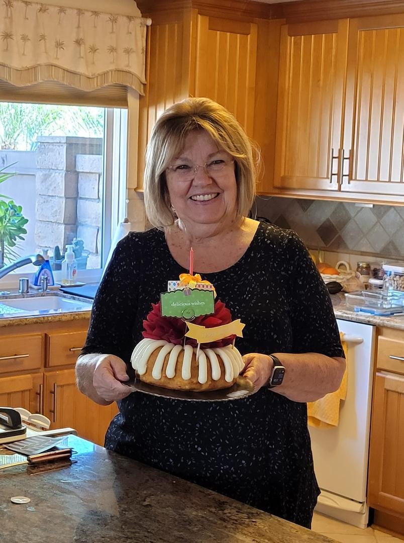 Happy Birthday Karol Ross 🎂💜
Enjoy your day😍
Love 💘you, Fred, Robyn and Bailey 🥳🐕😘
