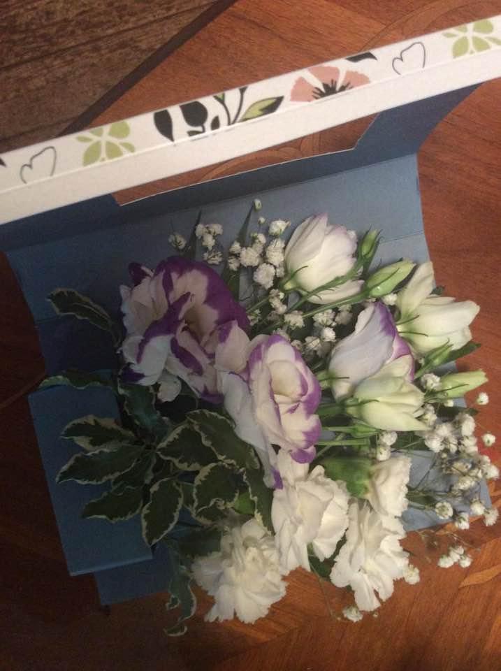 A beautiful birthday flower card from our daughter,Ann, & son-in-law,Len.Thank you both.I can't turn the photo around so it would be right-side up.Also,I had to lay the card down on its back to picture all the flowers! ❤️