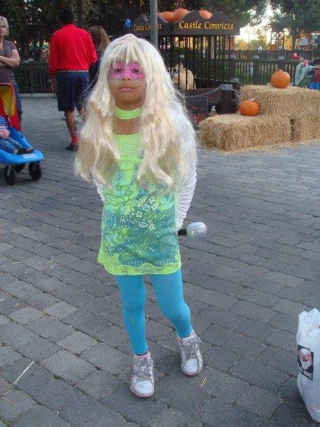 Fwd: Kids legoland pics