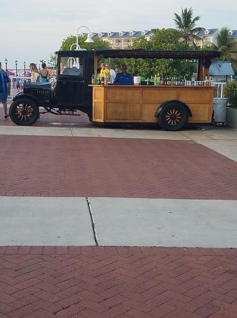 Bar on wheels , Mallory Square !