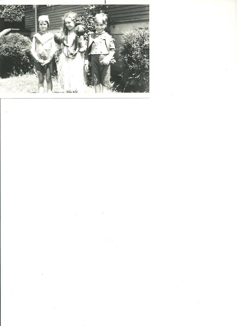 Neighbor girl, Carolynn, and Ron in Seattle-circa 1935