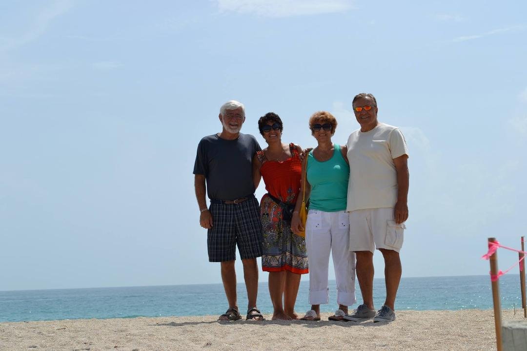 mike, me, sissy, frank at bathtub beach.
