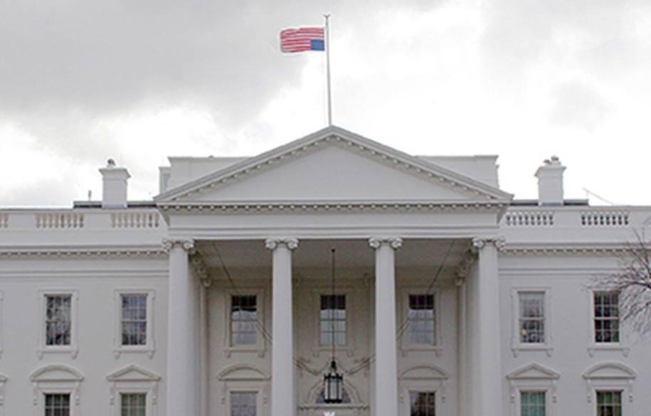 Someone in the White House is calling for help from the obstructor in chief.