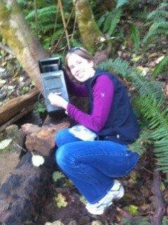 Wow, what a great day for geocaching! 23 in one day, thanks to Chris' insatible quest for more and more caches. Here's Amanda next to the 1st Hide plaque in Estacada.