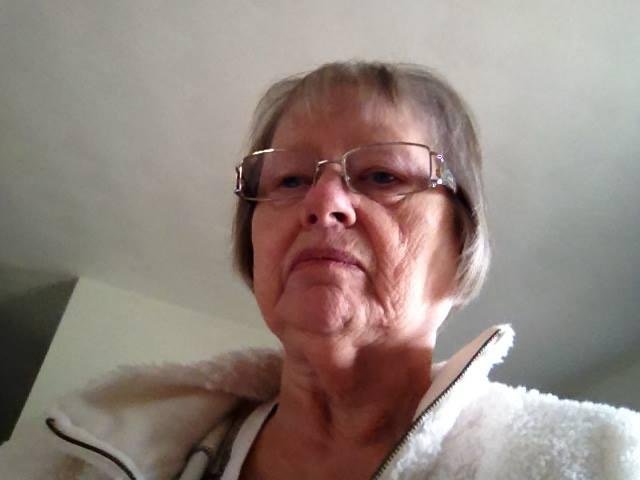 Trying to show my hair cut