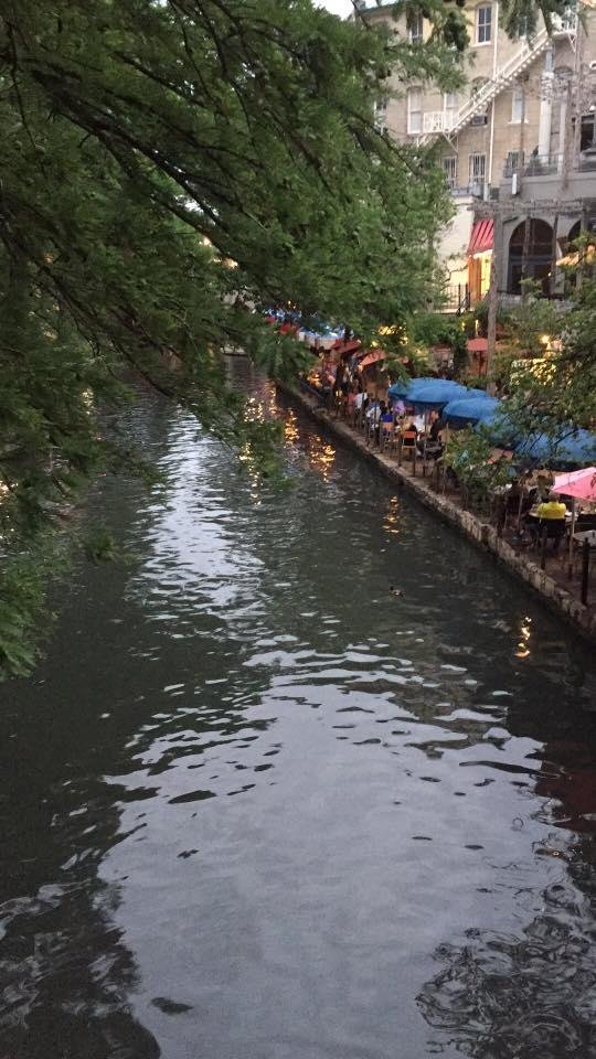 In San Antonio with the Chinese students on our trip around Texas