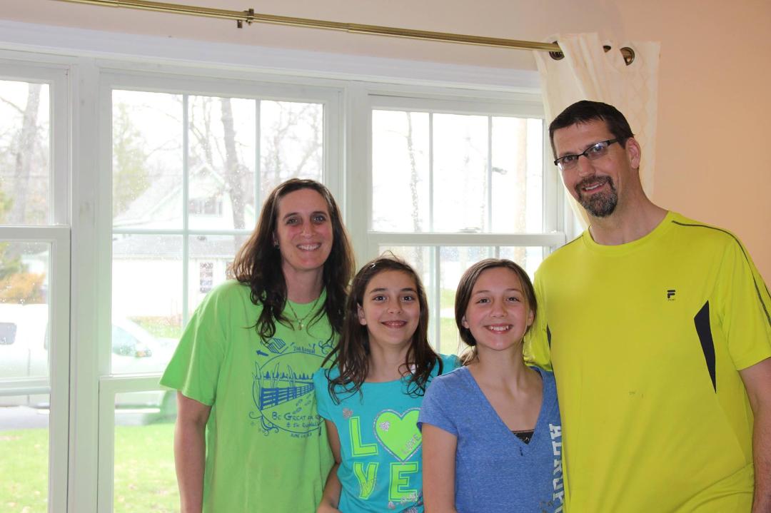 A visit from Antigo! Was wonderful to see the Smith family (especially the girls). I do get homesick for AMS & the friends I have there.