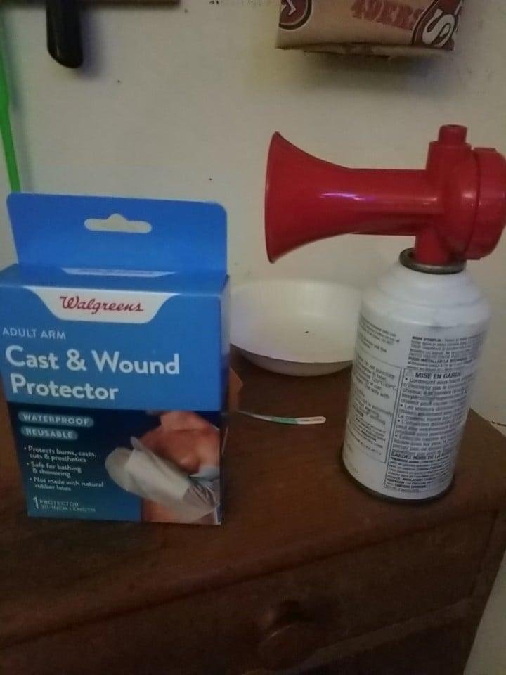 Look what showed up on my doorstep. Guess someone thinks I NEED A SHOWER, and I do.
Thank You.
And I am healing OK. and the horn is to call the help if needed.