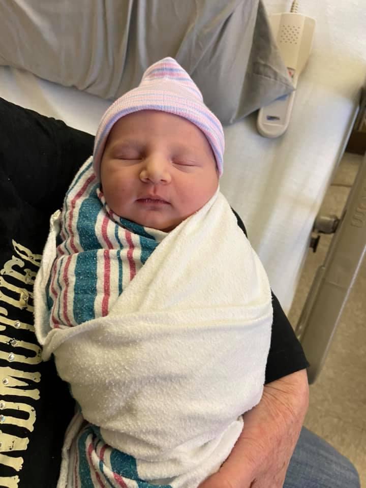 My Beautiful Great Grand Daughter Remi Jackson   5lbs 15 oz and 20 inches long....