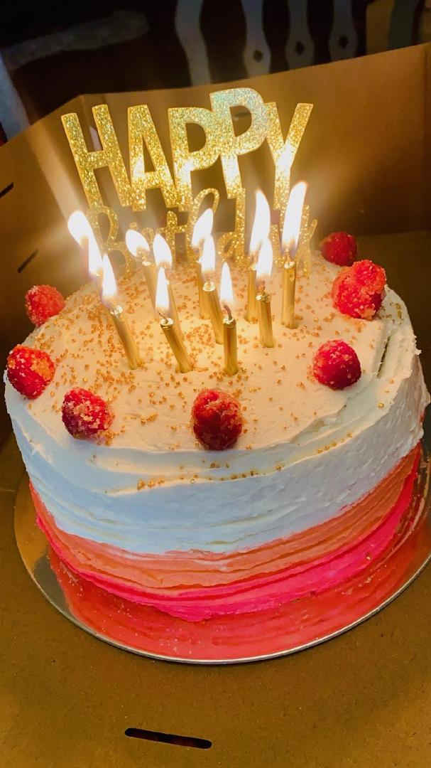 My daughter Candice made my beautiful cake! It twas delicious.