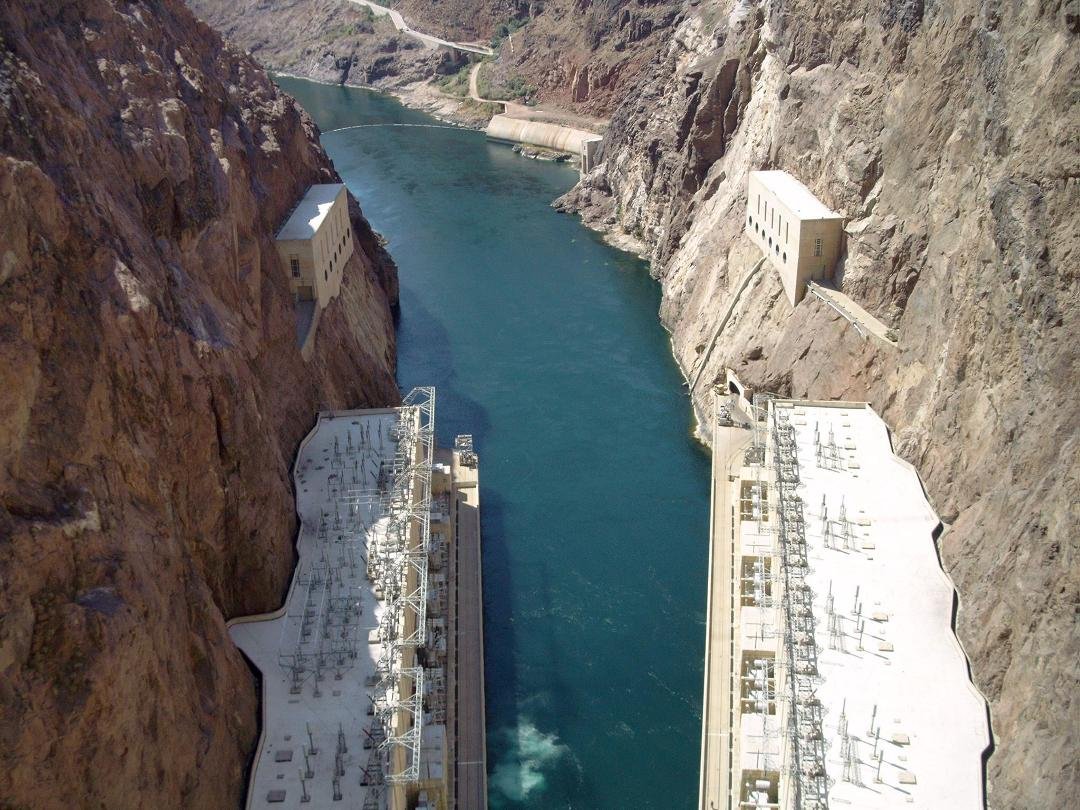 Looking down from the top of hoover dam