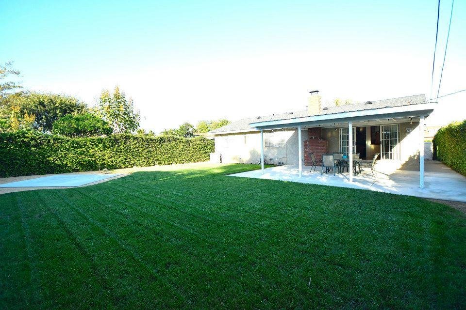 Beautiful Los Alamitos home in the highly coveted area of Rossmoor Highlands. Located in the award winning Los Alamitos school district including Rossmoor elementary, Oak middle and Los Alamitos high school. This home is a