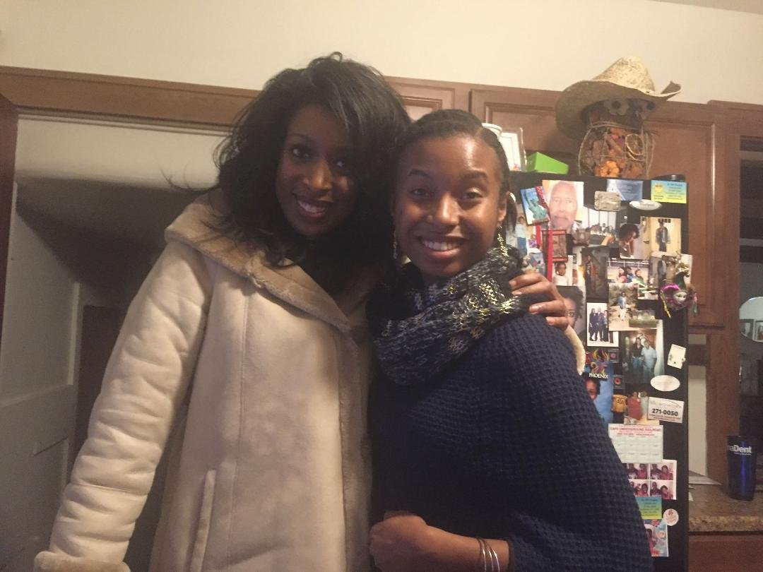 I had a marvelous day today, being able to share quality time with my sweet daughters, Elena and Candice😍