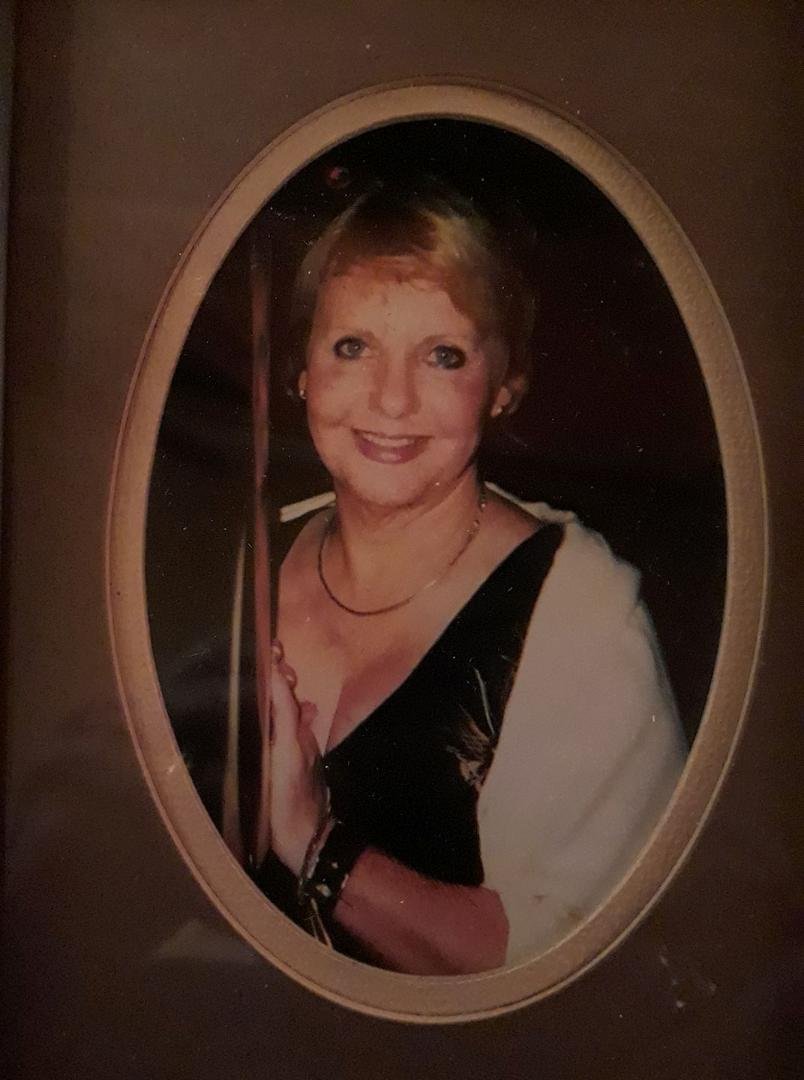 Remembering my beautiful sister on this day of her birth!! She left me so much of her heart that it helps me in many ways. God's gift Of Jesus, allow us, to one day .be together In the Heavenly realm. I rejoice in that.