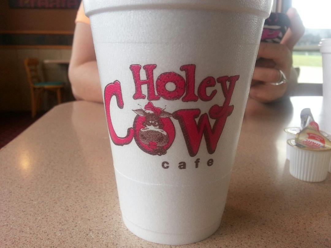 Hot pink and cows my grandma woulda loved this place.