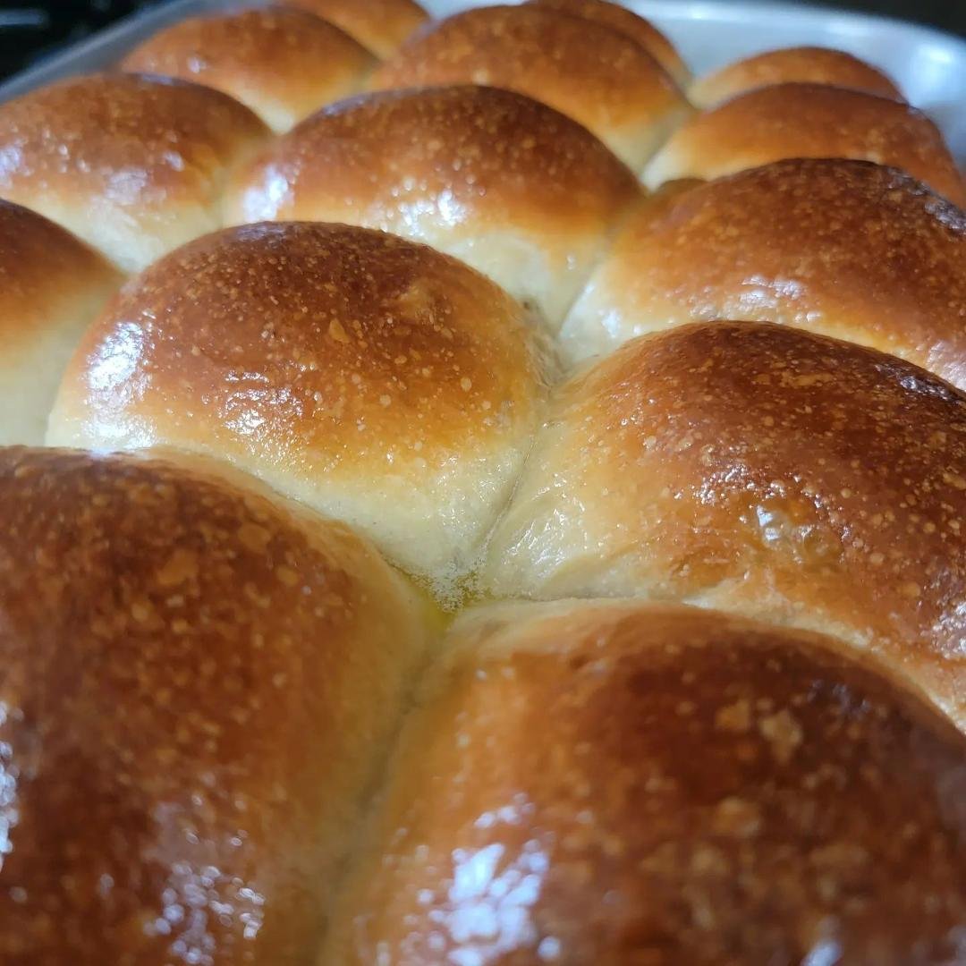 I forget how much I like baking until the holidays. Here is my annual IG post.
#sourdough #rolls #thanksgiving #baking #albuquerque