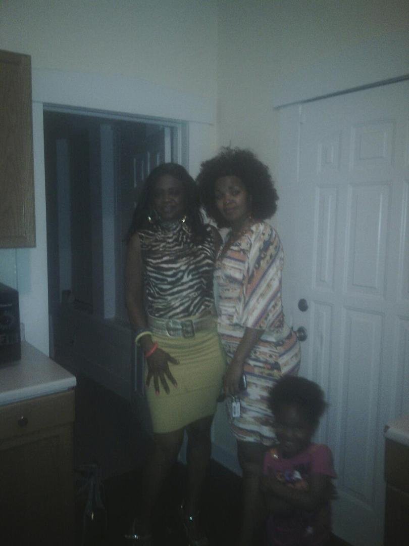 Angie n Kookie ........ ....lol having a blast