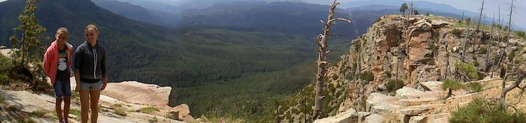 Picture of the girls at the Grand Canyon.