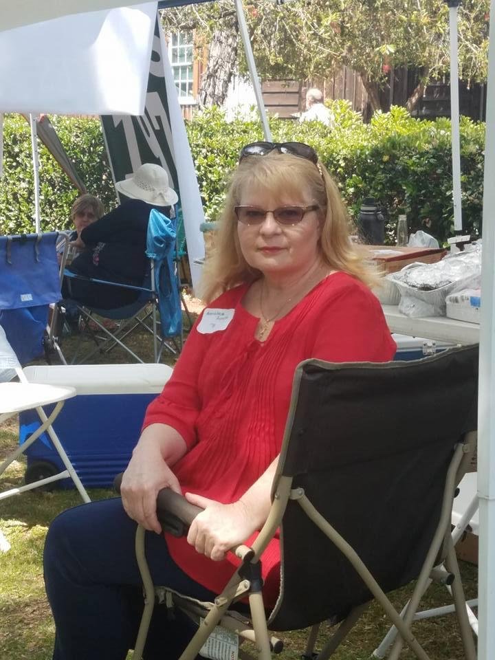 Barbara Dionisopoulos' album, Mobile Uploads