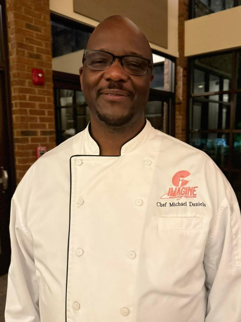 Th Chef cooked a delicious meal.