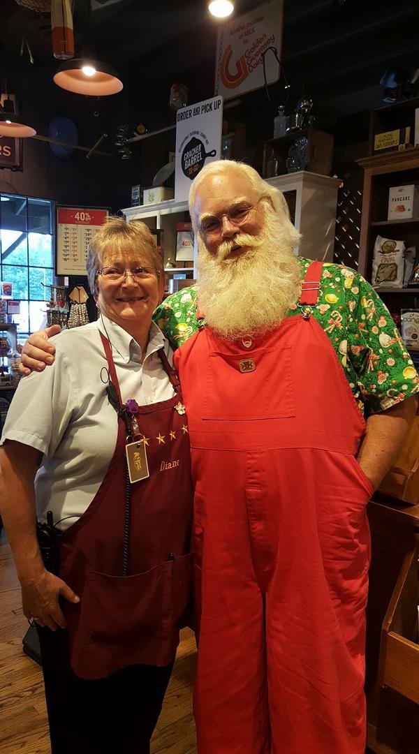 Santa made an early check up.
Have I been good??😊