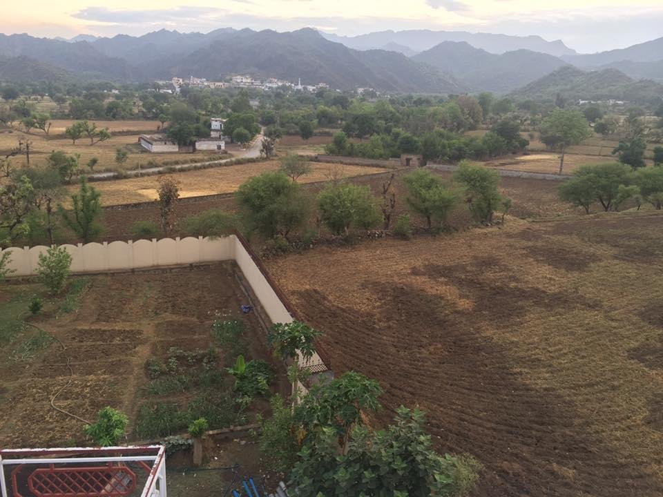 Waheed Malik's album, Mobile Uploads