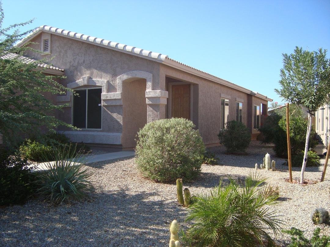 Our AZ house (located on Johnson Ranch) in San Tan Valley (a little SW of Mesa).
Beautiful area: www.johnsonranch.com