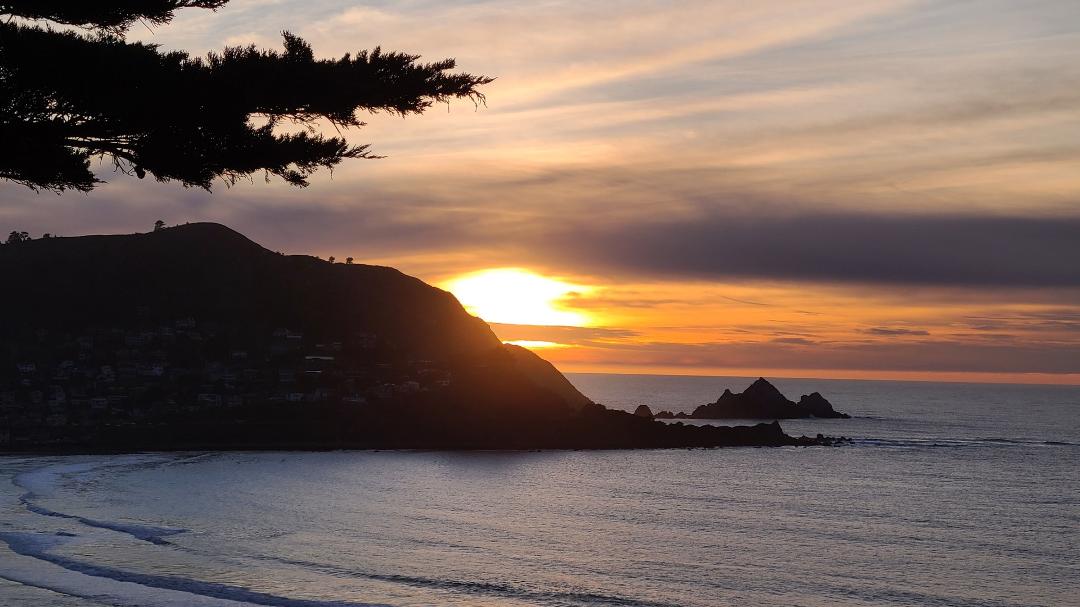 Last Pacifica sunset of 2024. Happy New Year!
