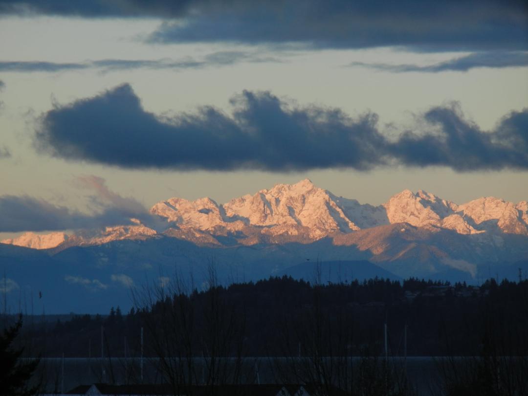 The mountains were beautiful this morning!