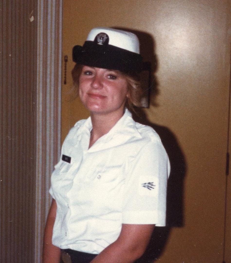 Daytime Navy uniforms were pretty modernistic in the '80s (and the VA can be pretty nice at times, these days!)