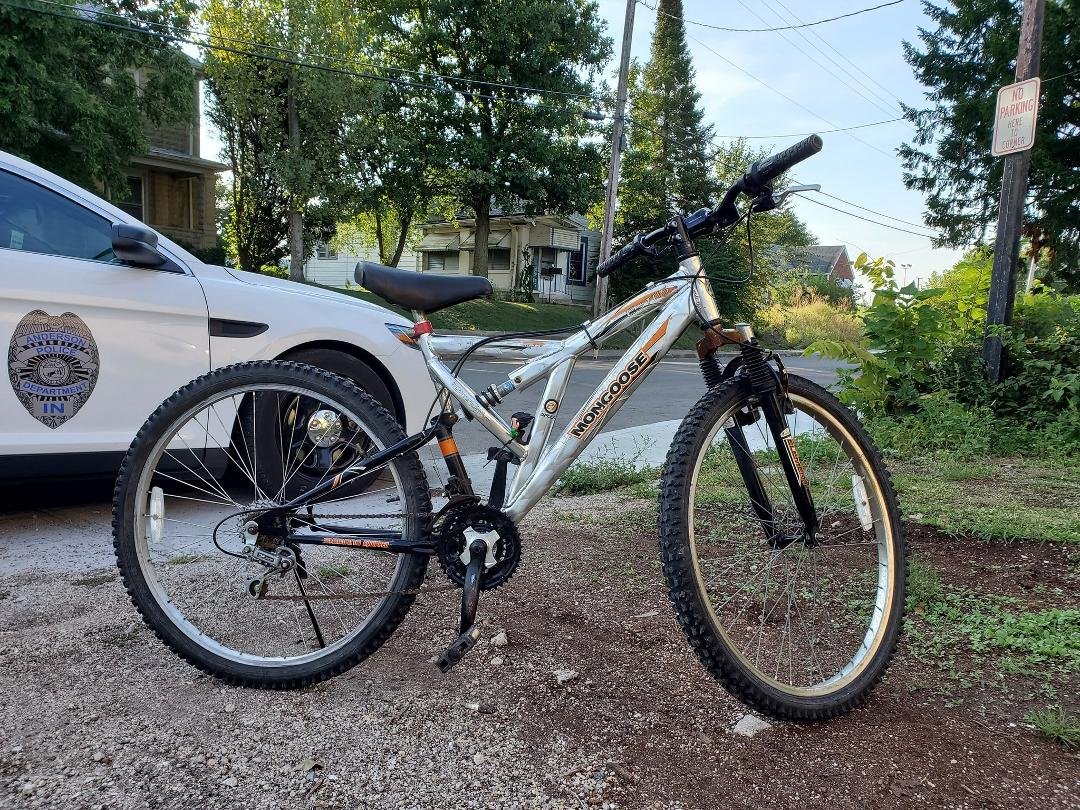 found this abandoned this morning. police do not collect them anymore. anyone recognize it?.............This bike is still unclaimed.