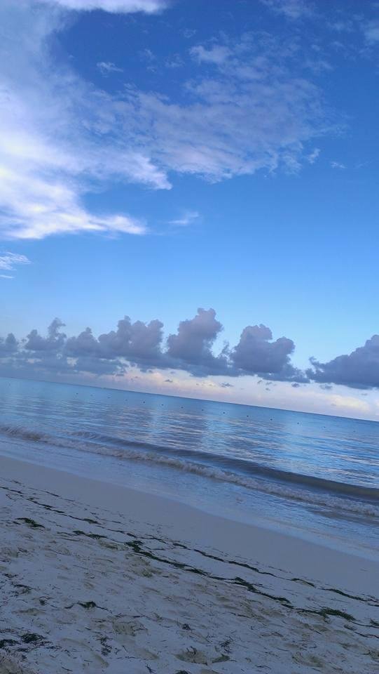Such a beautiful sky in evening sky in Mexico...
