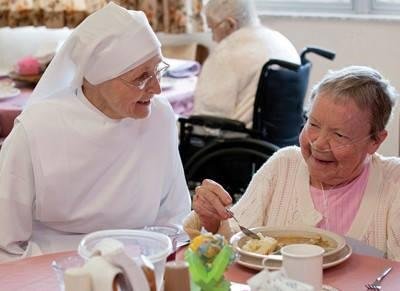 OBAMA  WHY ARE YOU FORCING THE LITTLE SISTERS OF THE POOR..........YOU ARE SO VOCAL THAT REV. WRIGHT HAS FREEDOM OF RELIGION AND THAT EXTREMIST MUSLIMS HAVE RIGHTS, WHY ARE YOU HASSELING THESE SELFLESS WOMEN