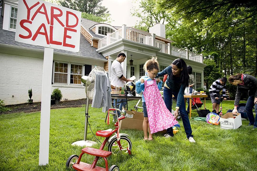 Today at my yard sale, the sweetest little girl and her mom stopped by. Among the items I was selling was a Pink Disney Princess TV—because, honestly, who doesn’t need a Pink Disney Princess TV, right?
I overheard the littl