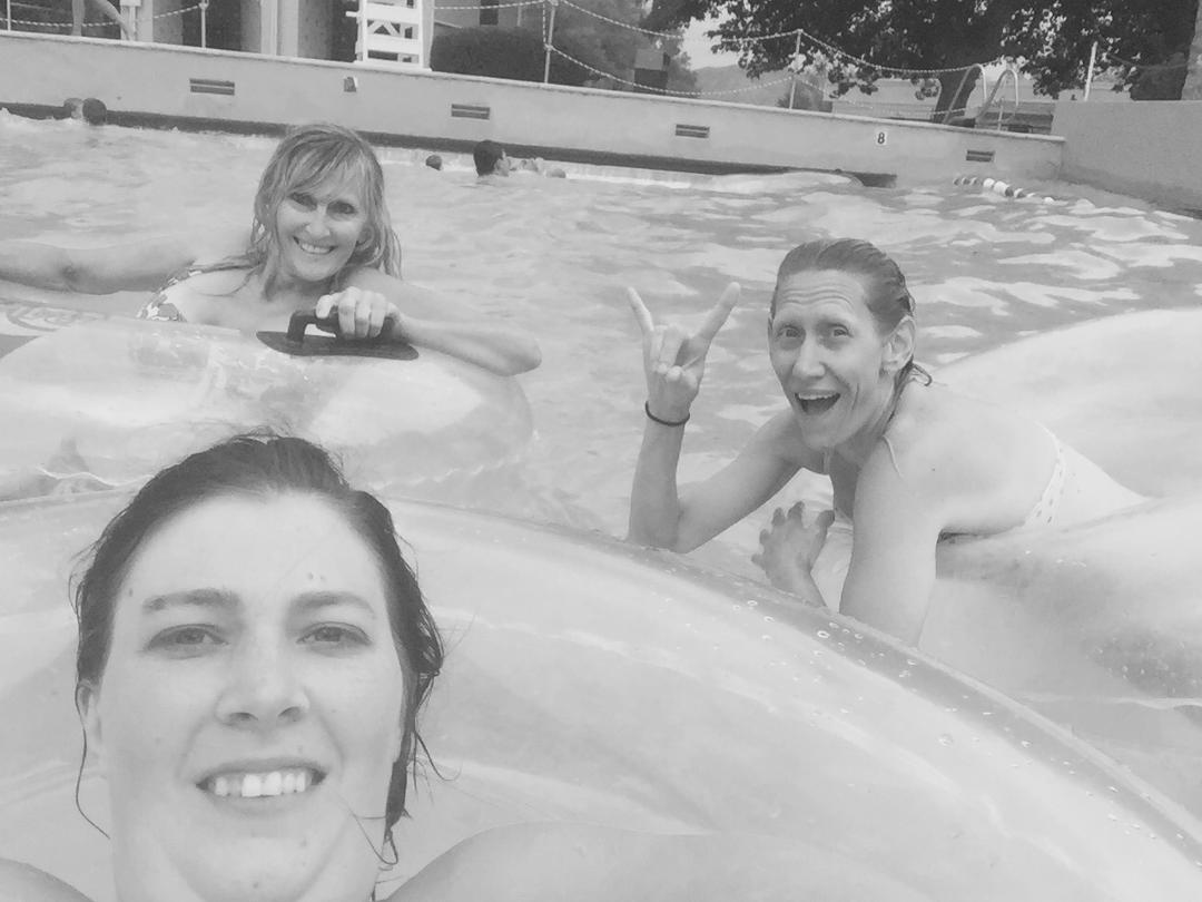 Had such a fun cheesy time yesterday at raging waters with Whitney and mom, the wet look does not do me justice so I'm only posting one picture of the many we took thanks Whitney love you